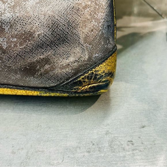 Authentic Burberry Metallic Distressed Clutch Pouch - Picture 9 of 14